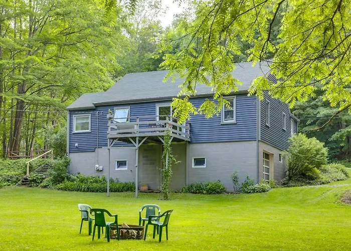 Meadville Home Private Yard And Fishing Nearby